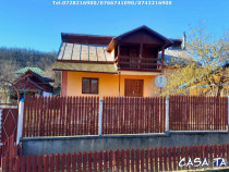 Casa situata în Stejari - Balosani