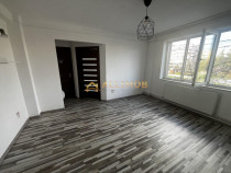 Apartament 3 camere nemobilat, in Ploiesti, zona ultracentra