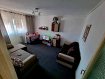 Apartament cu 2 camere, decomandat - zona Tractorul