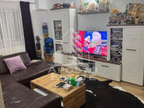 Apartament cu 3 camere, centrala proprie, zona Lipovei