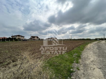 Parcele 550 mp, PUZ nou, langa case construite, asfalt, S...