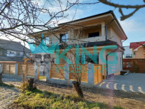 Casa individuala de vânzare 5 Camere, 2 bai | 330mp de tere