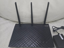 Router Asus RT-N18U - Wifi stabil și puternic.
