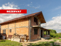 0% COMISION ! CASA PARTER+ MANSARDA - com PADURETI , Arge