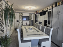 Apartament de vanzare, cu 3 camere, 81.,6 mp, zona Closca