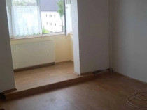 Apartament 2 camere,decomandat - zona Grivitei