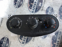 Panou comanda clima Dacia Logan Mcv 2015