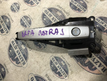 Maner exterior dreapta fata Opel Astra J 2012