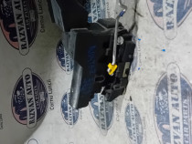 Broasca stanga fata Dacia Duster 2013