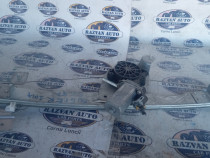 Macara geam stanga fata Dacia Duster 2017