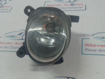 Proiector dreapta Volkswagen Passat CC 2010