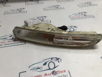 Lampa semnalizare dreapta fata Volkswagen Passat CC 2010