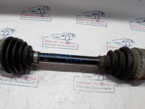 Planetara stanga fata Opel Astra J 1.3 2011