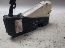 Broasca stanga spate Volkswagen Sharan 2003