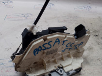 Broasca stanga spate Volkswagen Passat CC 2010