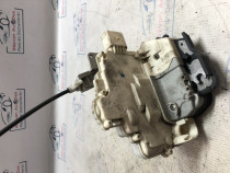 Broasca dreapta fata Audi A4 B7 2006