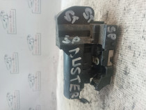 Broasca stanga spate Dacia Duster 2013