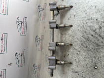 Rampa plus injectoare Renault Megane 4 1.6 Benzina 2018