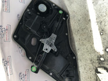 Macara geam stanga spate Volkswagen Tiguan 2013