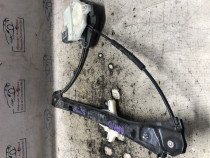 Macara geam stanga spate Skoda RAPID 2012