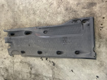 Scut lateral dreapta Volkswagen Tiguan 2.0 Motorina 2014