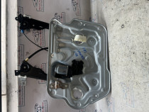Macara geam dreapta fata Nissan Qashqai 2012