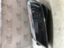 Far stanga cu xenon Skoda Superb 3 2018