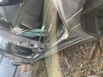 Prag stanga tabla Mercedes C-Class W203 2005