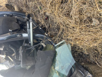 Prag stanga tabla Volkswagen Passat B7 Berlina 2011