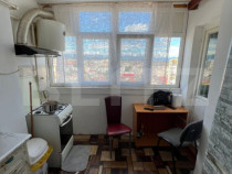 Apartament decomandat, 2 camere, zona Plopilor
