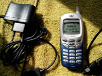 Telefoane-Telefon-Mobil-Colectie-Samsung SGH-R225M+Baterie+Incarcator