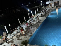 Apartament 2 camere, 50m de plaja , mobilat/utilat,lux, mode