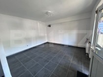 Spatiu comercial, 50 mp, parter de bloc, Bld Nicolae Titules