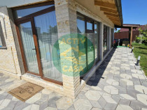 Casa de vanzare situata in Roman