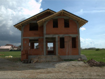 RECO casa la rosu Cihei