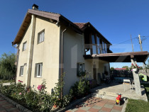 Casa familiala moderna, 5 camere - Harman, Brasov