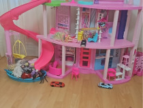 Casuta Barbie roz