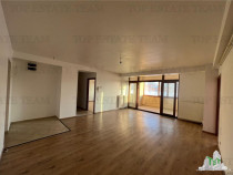 Apartament 3 camere - ultracentral - - Braila