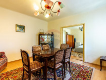 Casă cu potențial, curte proprie, zonă liniștită –...