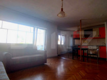 Apartament de vanzare, 2 camere, model mare, balcon, view fr