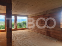 Apartamente 3 camere de vis - Oaza verde la margine de munte