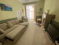 Garsoniera in zona Izvor