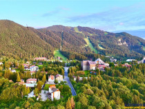 Film! Resedinta Eleganta cu Accesorii Complete – Confor...