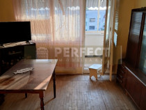 2 camere semidecomandat, Democratiei,PRET 42000 euro!