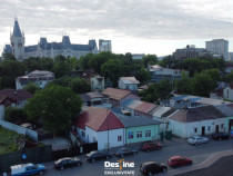 2 Case Ultracentrale l&acirc;ngă Palas Campus &ndash; Reprezentare E