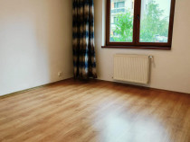 Apartament 2 camere zona TRACTORUL