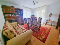 Apartament cu 3 camere decomandat - spațiu, confort și int