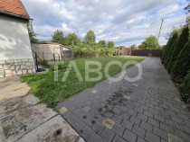 Casa individuala de vanzare 6 camere teren 650 garaj Piata C