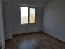 ZONA PELICAN- 2 CAMERE DECOMANDAT,ETAJ 2