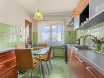 Apartament cu 5 camere decomandat de vanzare in Micalaca,...